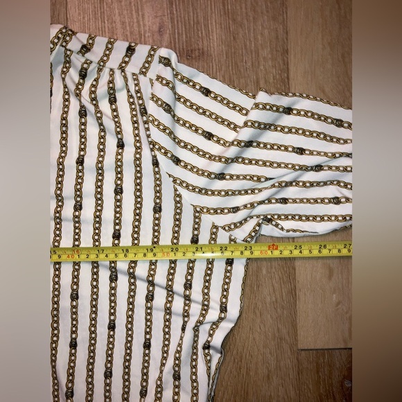 Michael Michael Kors Gold Chain Blouse 
| V-Neck |Size XL |Women’s - Picture 12 of 16